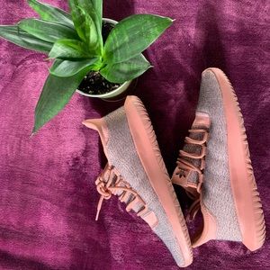 Women’s Tubular Adidas blush pink size 7.5